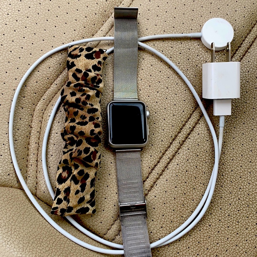 38mm Apple Watch 7000 series